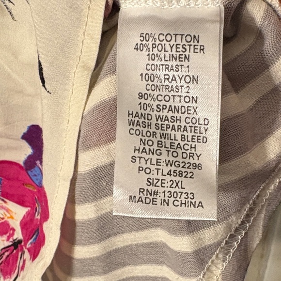 Umgee Floral V-Neck Blouse with Yellow Sleeves - Picture 3 of 7